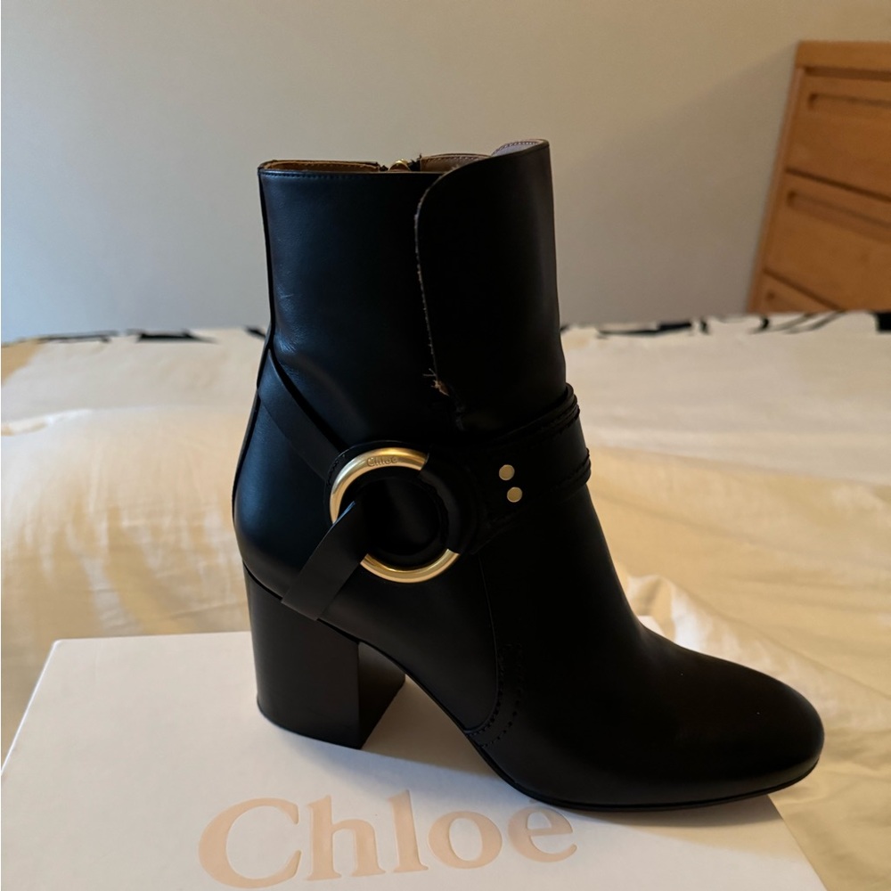 Chloe Ring Detail Leather Boots